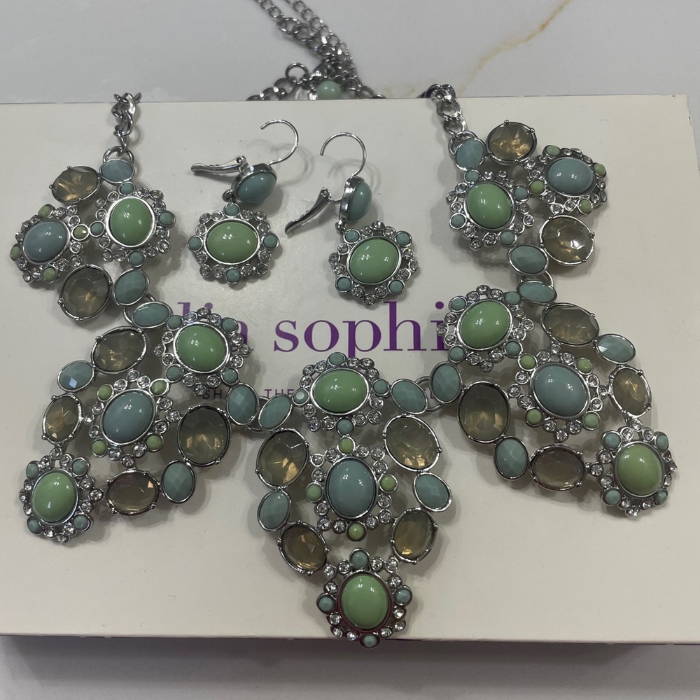 Lia Sophia Green and Silver Necklace Set